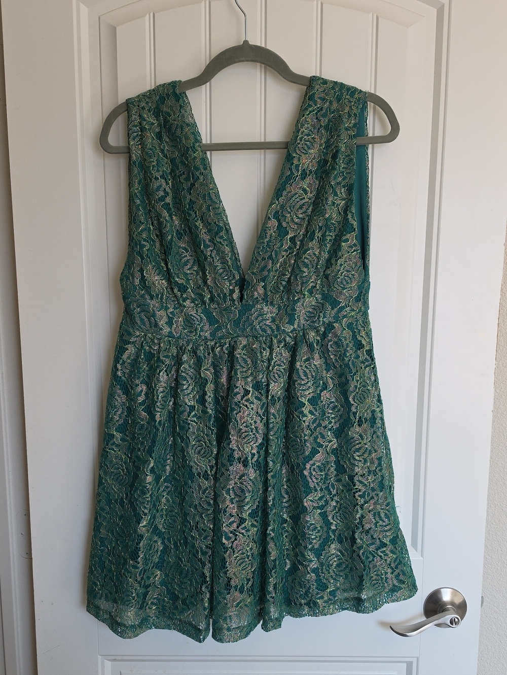 Lulu's Teal Green Lace V-Neck Dress
